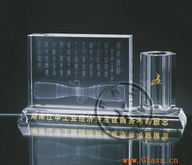 廣州水晶紀念品廠 專業(yè)定制辦公用品內雕紀念品與化妝品水晶禮品
